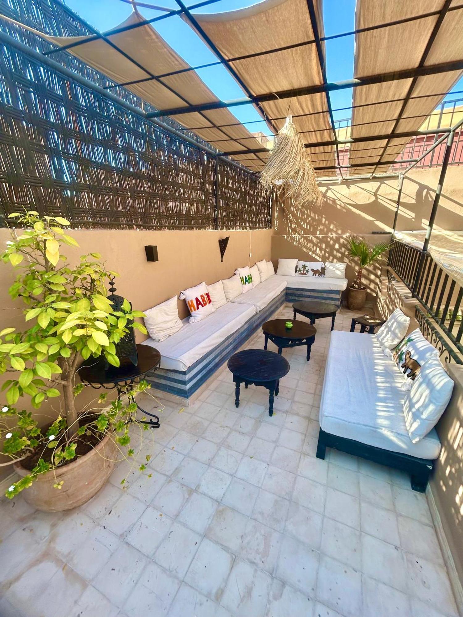 Riad Darna 4 Chambres Avec Piscine Et Petit Dejeuner マラケシュ エクステリア 写真