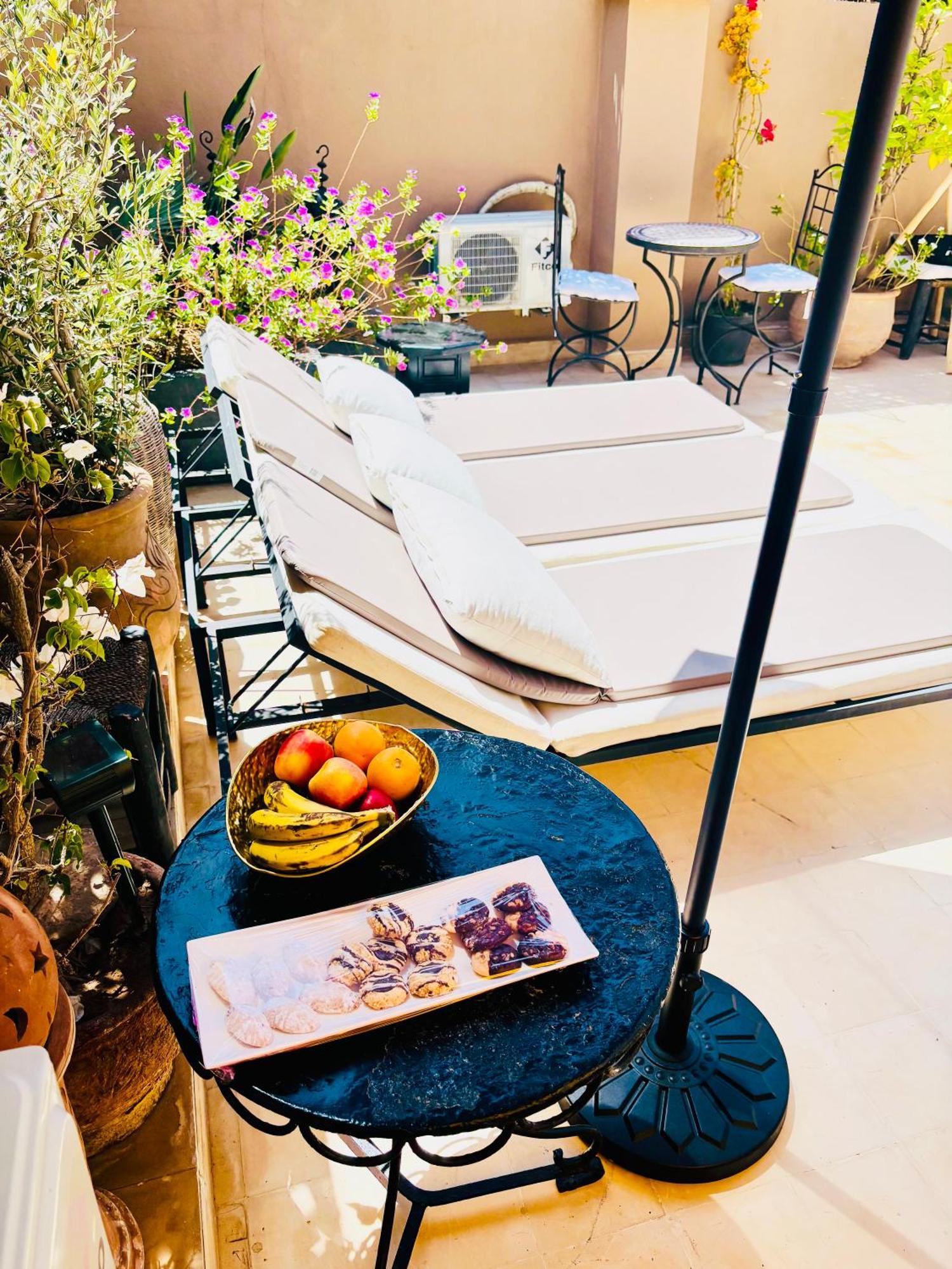 Riad Darna 4 Chambres Avec Piscine Et Petit Dejeuner マラケシュ エクステリア 写真
